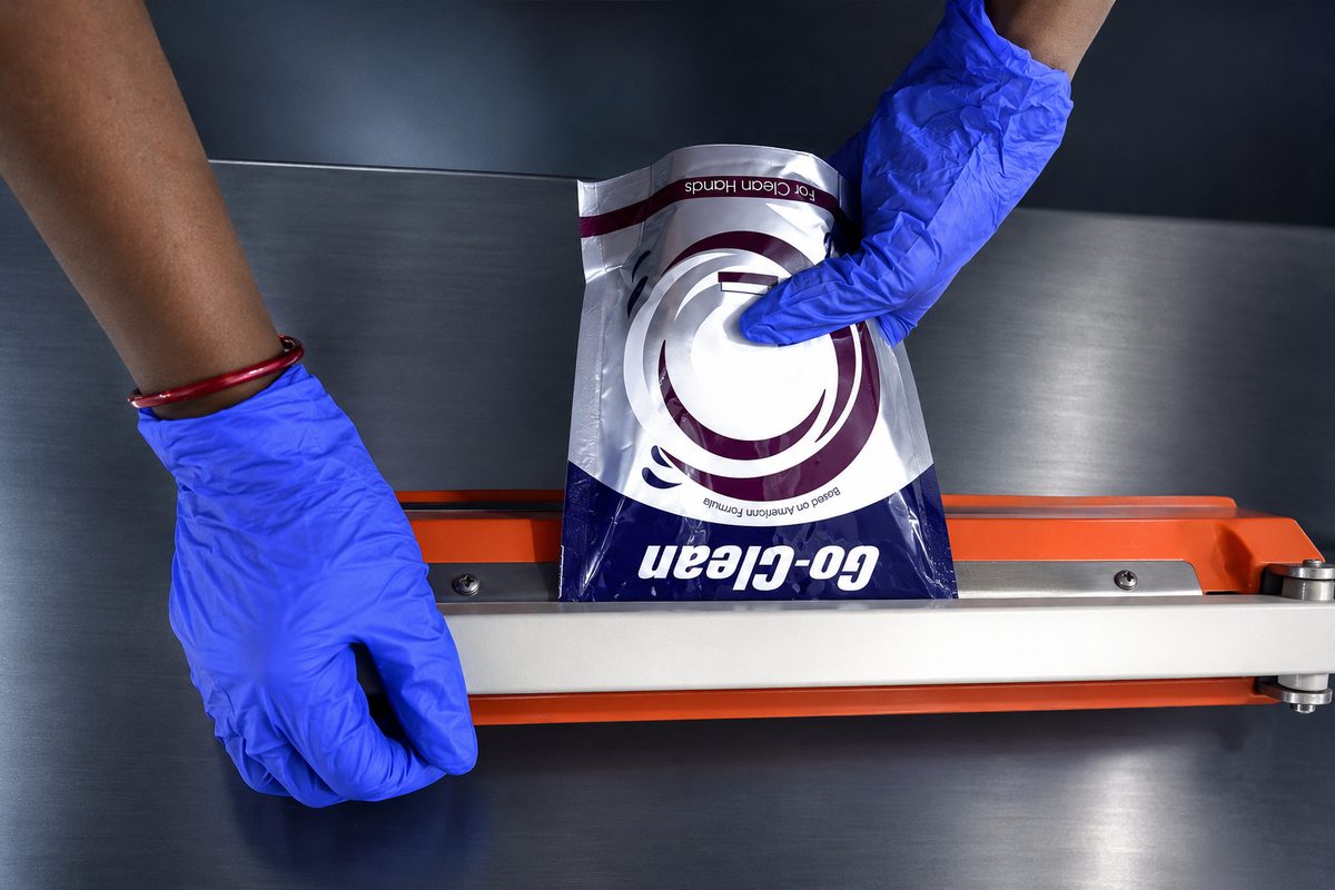 Go-Clean pouch sealing — Goclean Products production